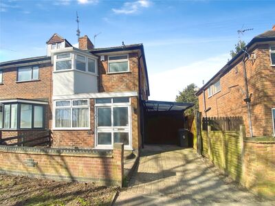 3 bedroom End Terrace House to rent