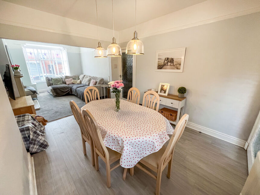 Lounge / Diner