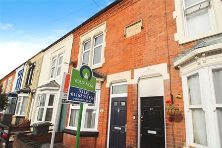 2 bedroom Mid Terrace House to rent