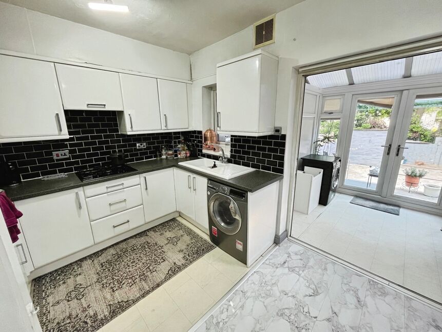 Kitchen / Diner