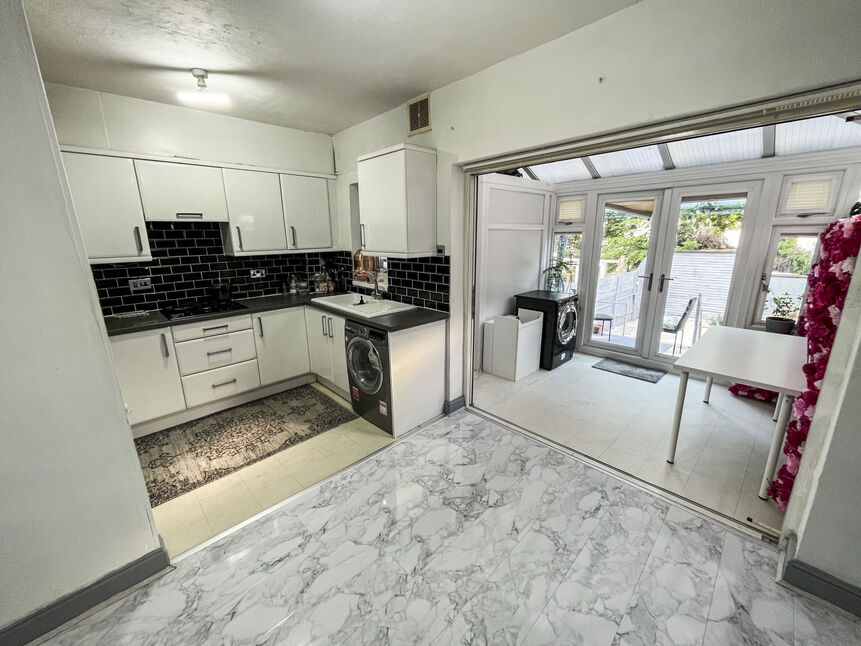 Kitchen / Diner