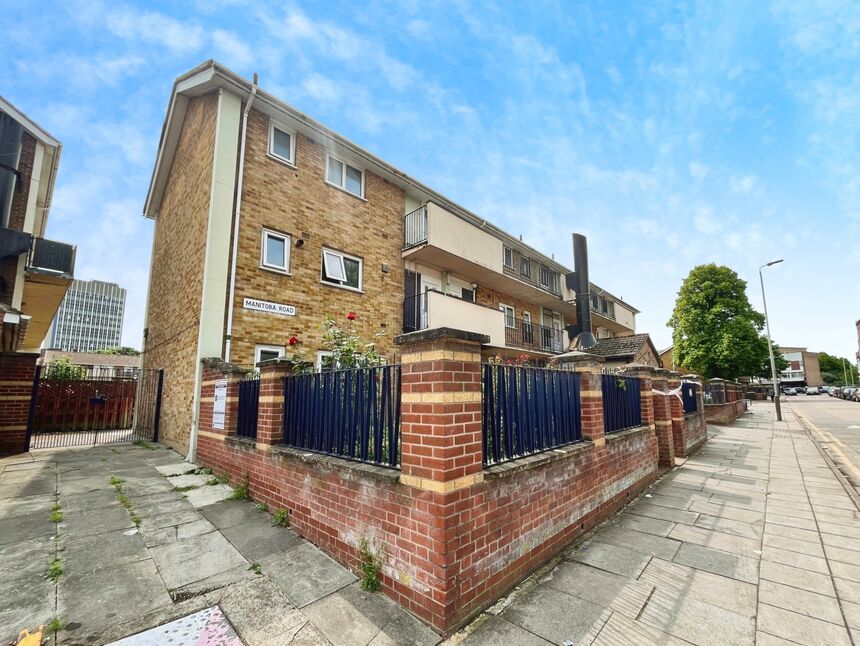 1 bedroom  Flat for sale