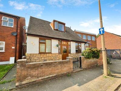 2 bedroom Semi Detached Bungalow for sale