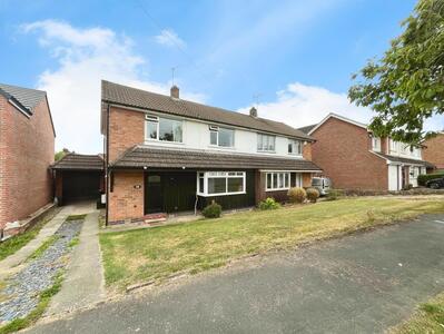 3 bedroom Semi Detached House for sale