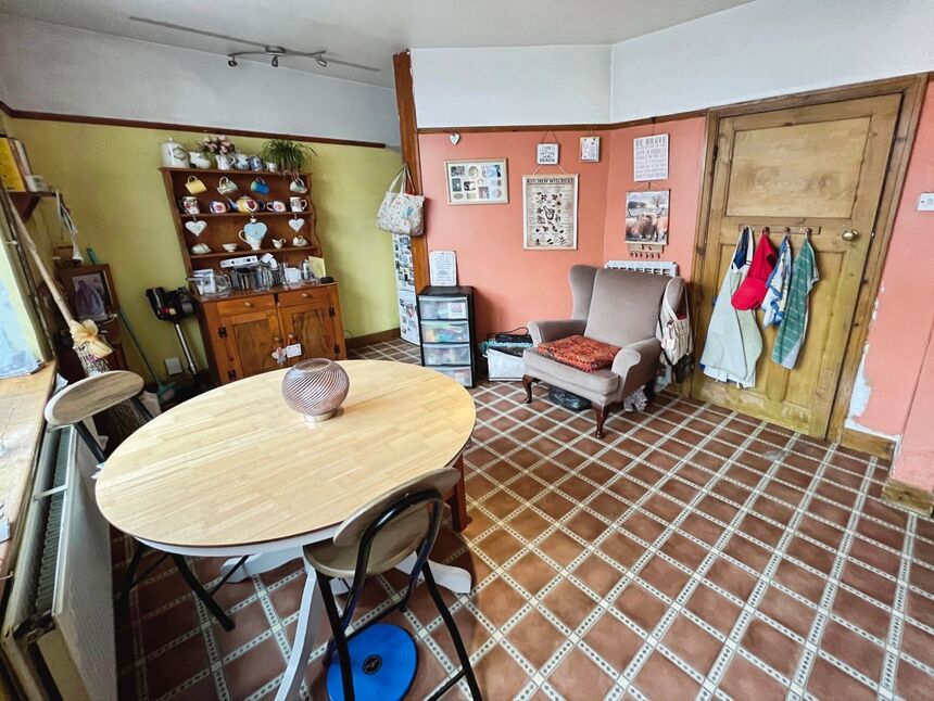 Kitchen / Diner