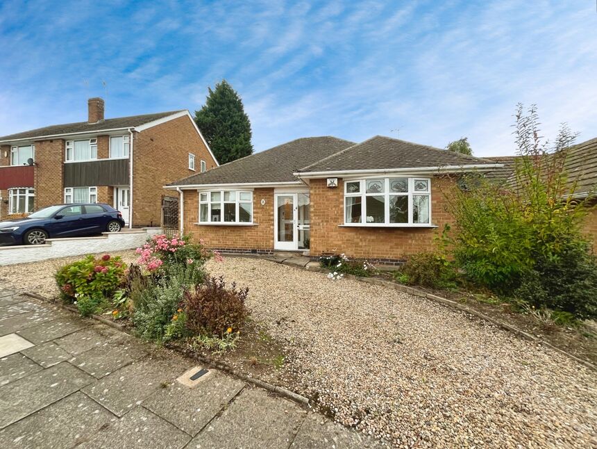 Main image of 2 bedroom Detached Bungalow for sale, Frampton Avenue, Leicester, Leicestershire, LE3
