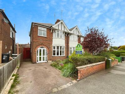 Petworth Drive, 3 bedroom Semi Detached House for sale, £260,000