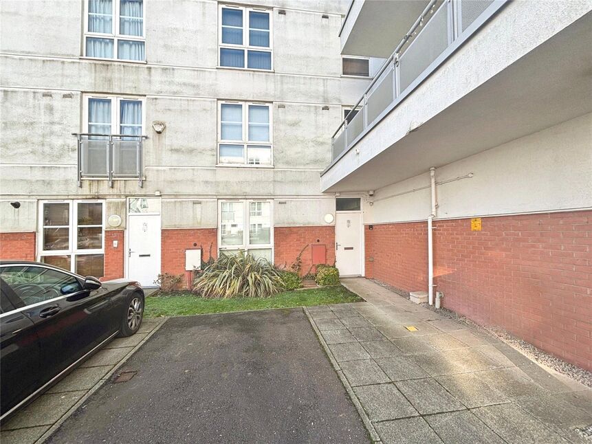 Main image of 1 bedroom Flat to rent, Quainton Road, Leicester, Leicestershire, LE2