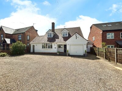 Hillsborough Road, 5 bedroom Detached House to rent, £2,000 pcm