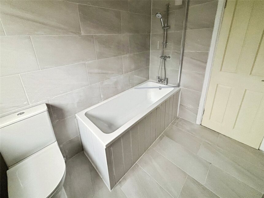 Bathroom L 2.6M X W 1.8M