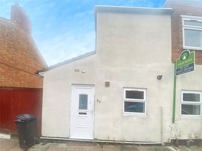 Bruce Street, 4 bedroom End Terrace House to rent, &pound;1,250 pcm