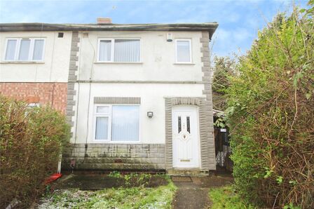 2 bedroom Semi Detached House to rent