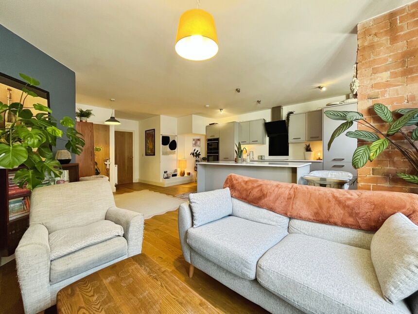 Lounge / Kitchen / Diner