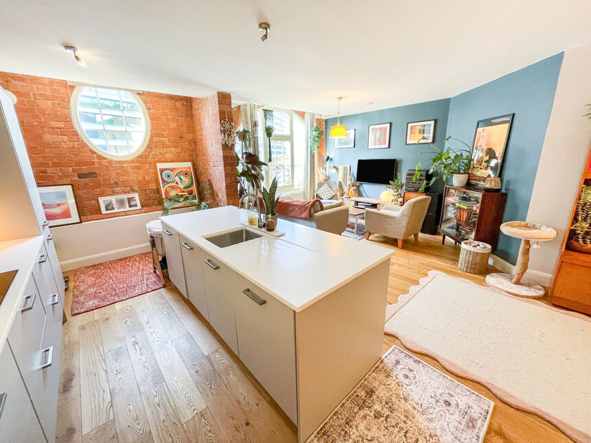 Lounge / Kitchen / Diner