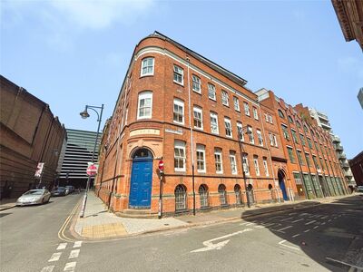 Wimbledon Street, 2 bedroom Flat to rent, &pound;1,500 pcm