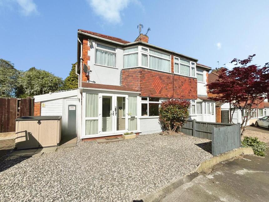 Main image of 3 bedroom Semi Detached House for sale, Cleveleys Avenue, Leicester, Leicestershire, LE3