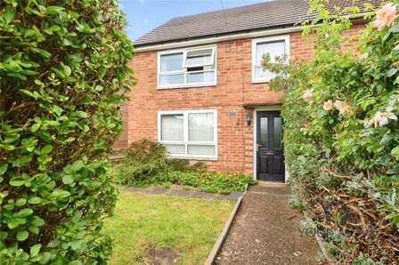 Whitteney Drive North, 3 bedroom End Terrace House for sale, &pound;250,000