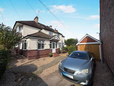 5 bedroom Semi Detached House for sale