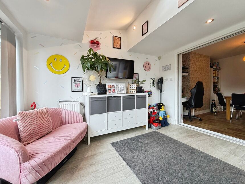 Garden / Play Room