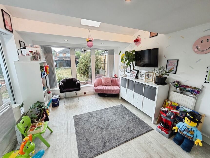 Garden / Play Room