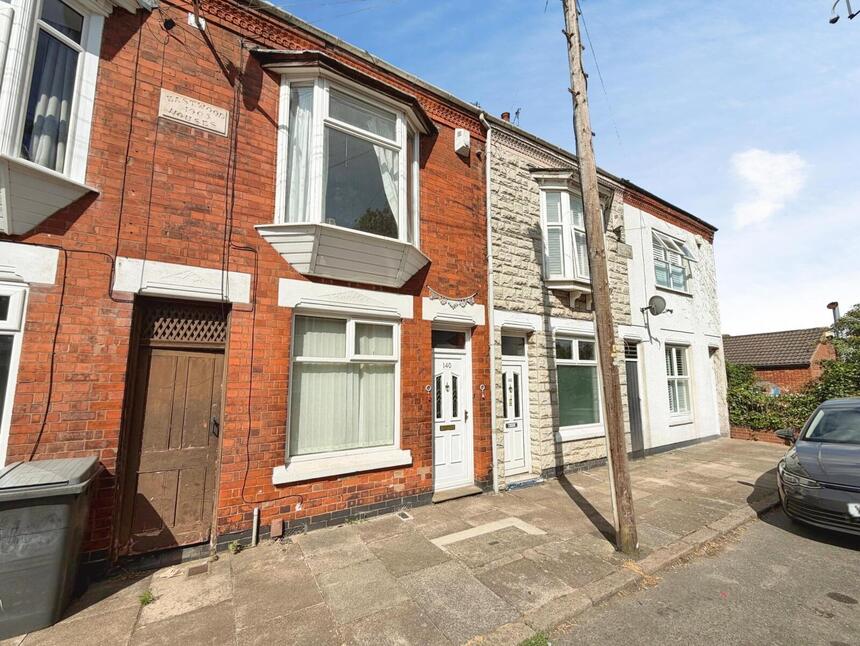 Main image of 2 bedroom Mid Terrace House for sale, Wolverton Road, Leicester, Leicestershire, LE3