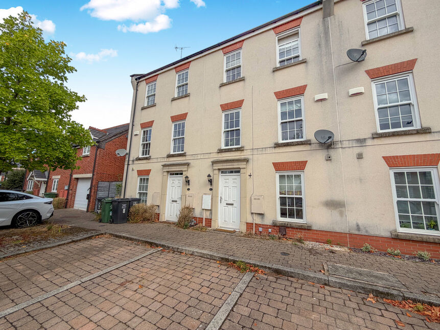 Main image of 4 bedroom Mid Terrace House for sale, Palmer Square, Birstall, Leicestershire, LE4