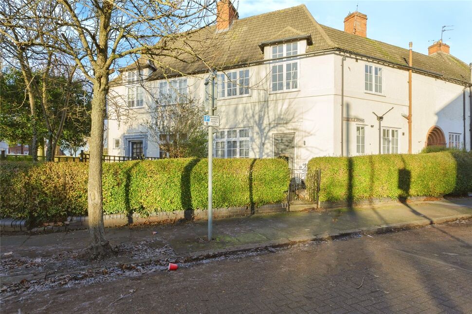 Main image of 4 bedroom End Terrace House for sale, Sykefield Avenue, Leicester, Leicestershire, LE3