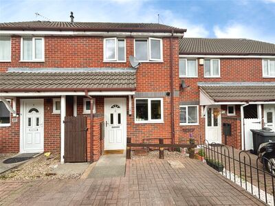 2 bedroom Mid Terrace House to rent