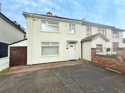 Simmins Crescent, 3 bedroom Semi Detached House to rent, &pound;1,650 pcm
