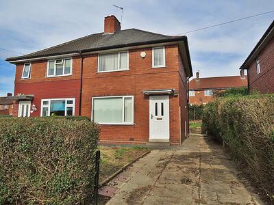 2 bedroom Semi Detached House to rent