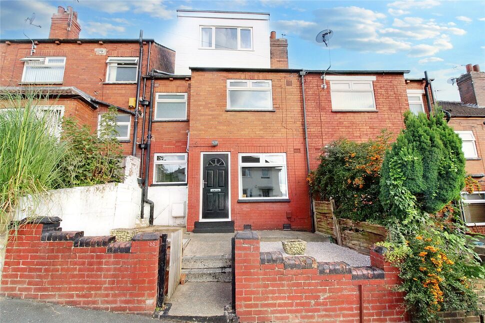 Main image of 2 bedroom Mid Terrace House to rent, Woodside View, Leeds, LS4