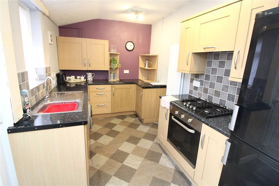 3 bedroom Mid Terrace House for sale, Ivy Street, Leeds, LS9 £159,950