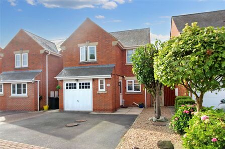 Lennox Gardens, 4 bedroom Detached House for sale, &pound;450,000
