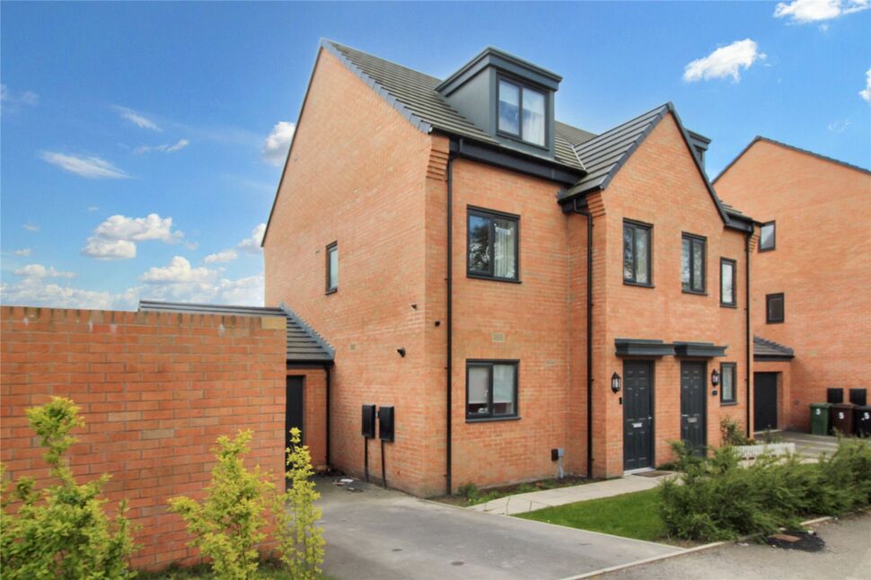 Main image of 3 bedroom Semi Detached House for sale, Lilac Avenue, Seacroft, West Yorkshire, LS14