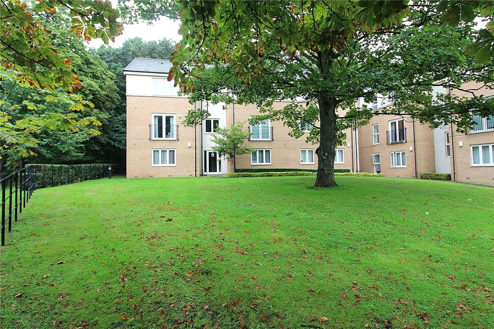 Main image of 2 bedroom  Flat to rent, Oak Tree Lane, Leeds, West Yorkshire, LS14