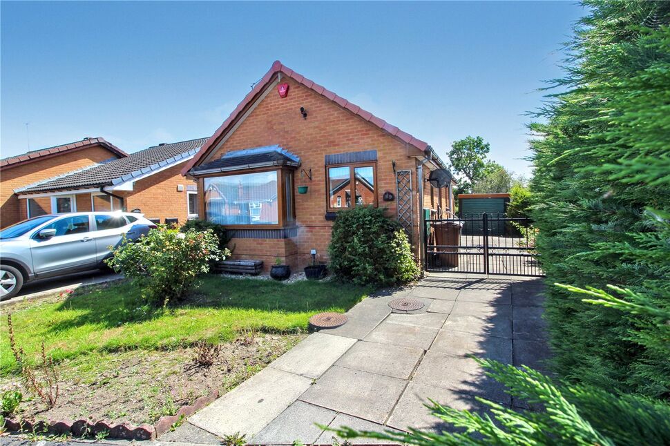 Main image of 2 bedroom Detached Bungalow for sale, Birchfields Rise, Leeds, LS14