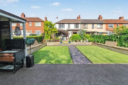2 bedroom End Terrace House for sale