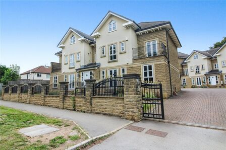 2 bedroom  Flat for sale
