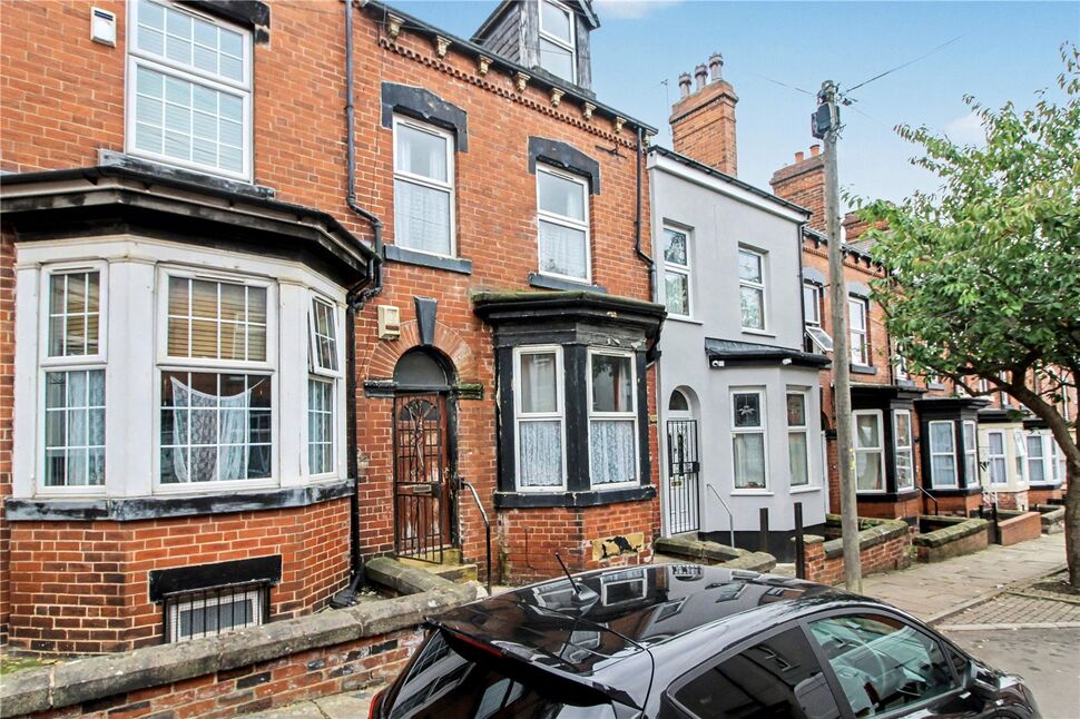 Main image of 4 bedroom Mid Terrace House for sale, Lascelles Terrace, Leeds, West Yorkshire, LS8