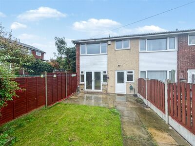 Nettleton Court, 3 bedroom End Terrace House to rent, £1,050 pcm