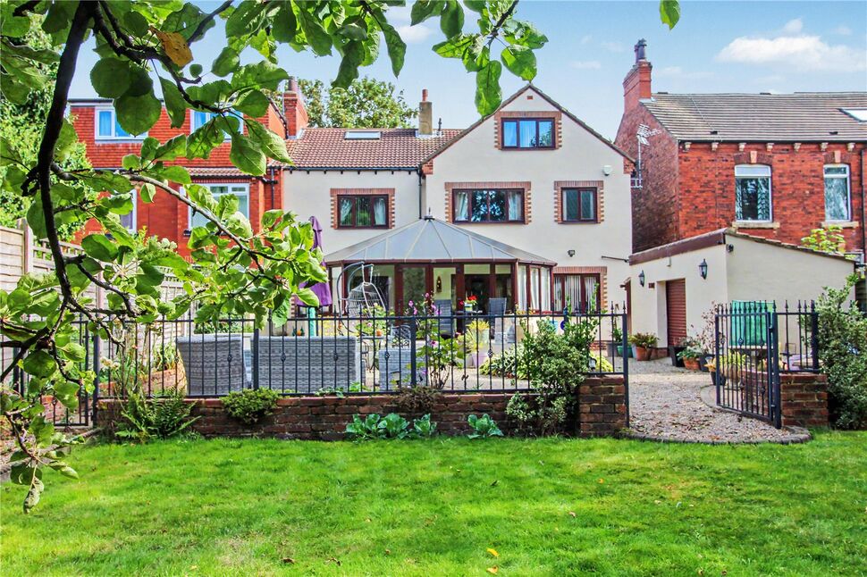 Main image of 6 bedroom End Terrace House for sale, The Orchards, Crossgates, West Yorkshire, LS15