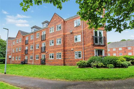 2 bedroom Flat for sale