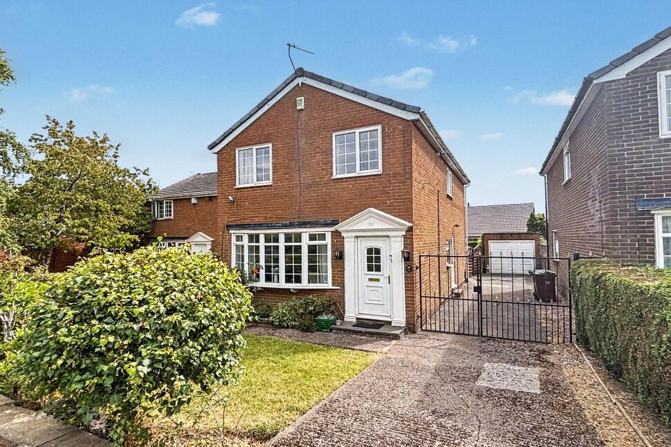4 bedroom Detached House for sale