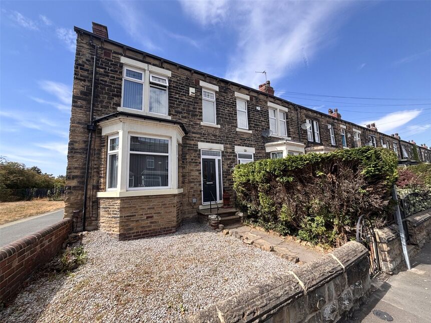 Main image of 3 bedroom End Terrace House to rent, Chestnut Avenue, Leeds, West Yorkshire, LS15