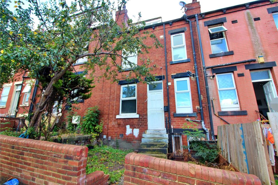 Main image of 2 bedroom Mid Terrace House for sale, Conway Road, Leeds, West Yorkshire, LS8
