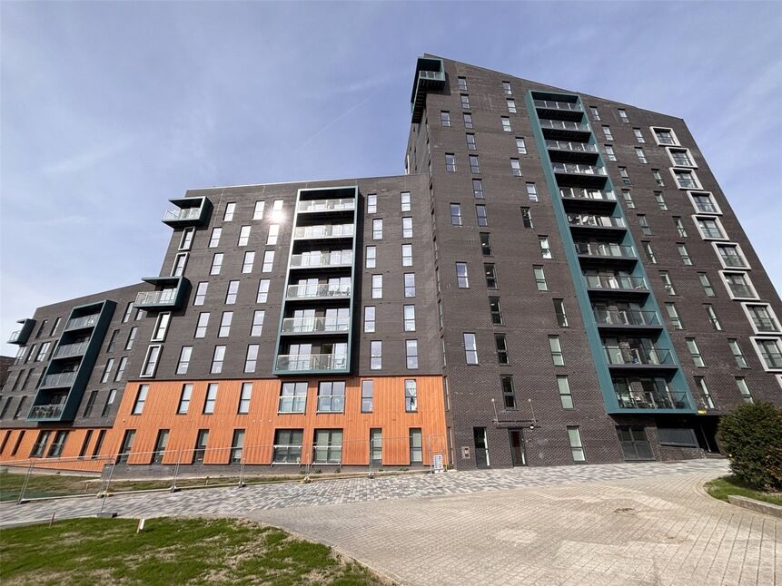 Main image of 2 bedroom Flat to rent, Cross Green Lane, Leeds, West Yorkshire, LS9