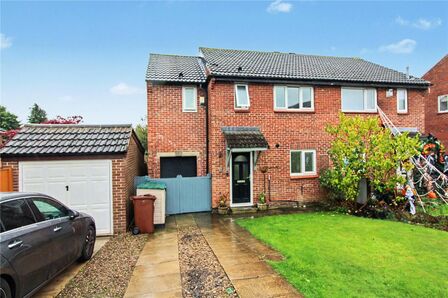 Cherry Rise, 3 bedroom Semi Detached House for sale, &pound;325,000