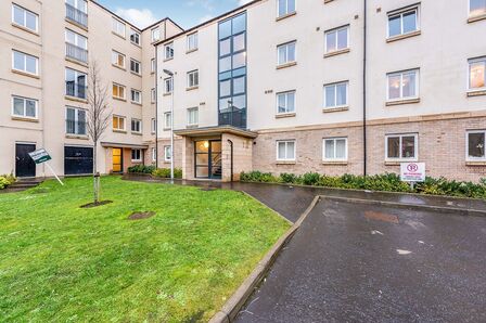 2 bedroom  Flat to rent