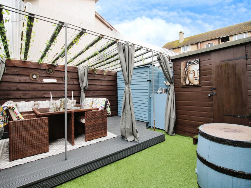 3 bedroom Semi Detached House for sale, Pirniefield Bank, Edinburgh