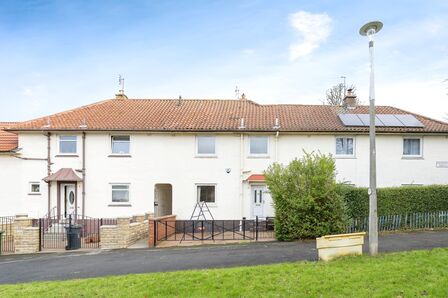 3 bedroom Mid Terrace House for sale
